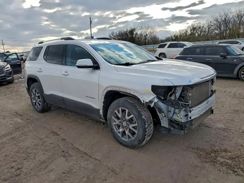 2021 GMC ACADIA SLT  
