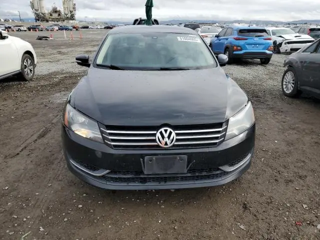 2013 VOLKSWAGEN PASSAT SE  