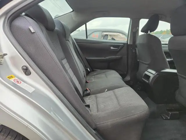 2016 TOYOTA CAMRY LE  