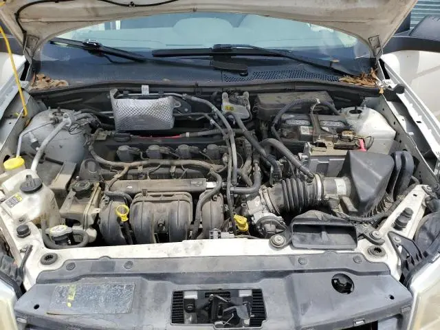 2011 FORD FOCUS SE  