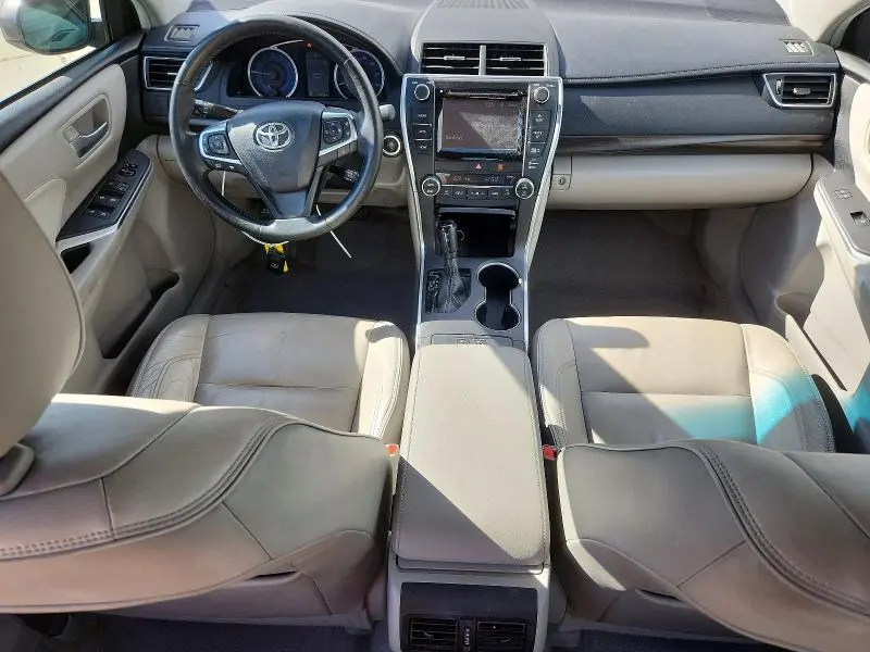 2015 TOYOTA CAMRY XLE  