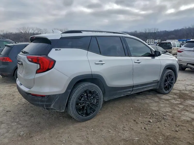 2021 GMC TERRAIN SLT  