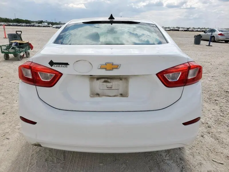 2016 CHEVROLET CRUZE LS  