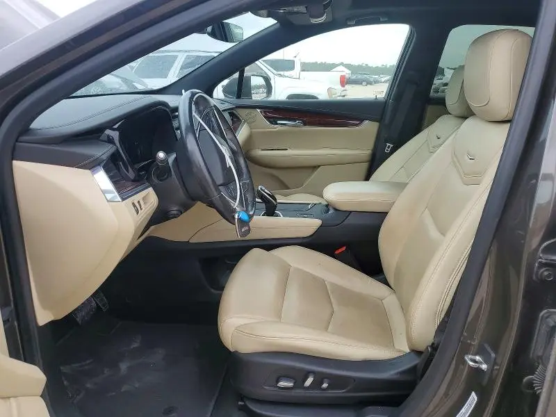 2019 CADILLAC XT5 LUXURY  