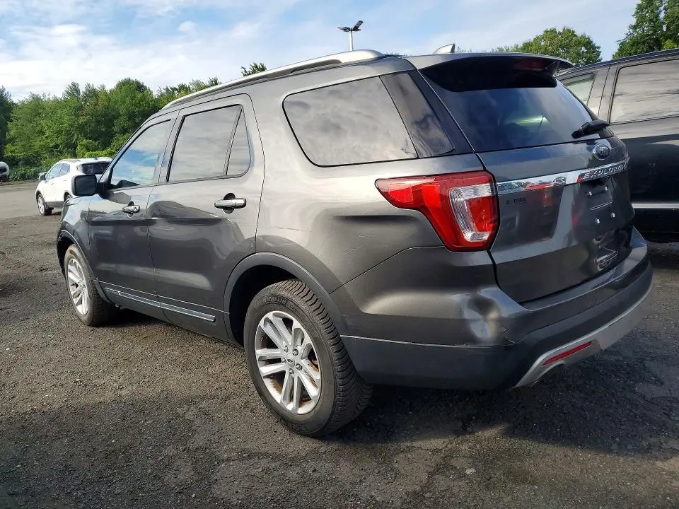 2017 FORD EXPLORER XLT  