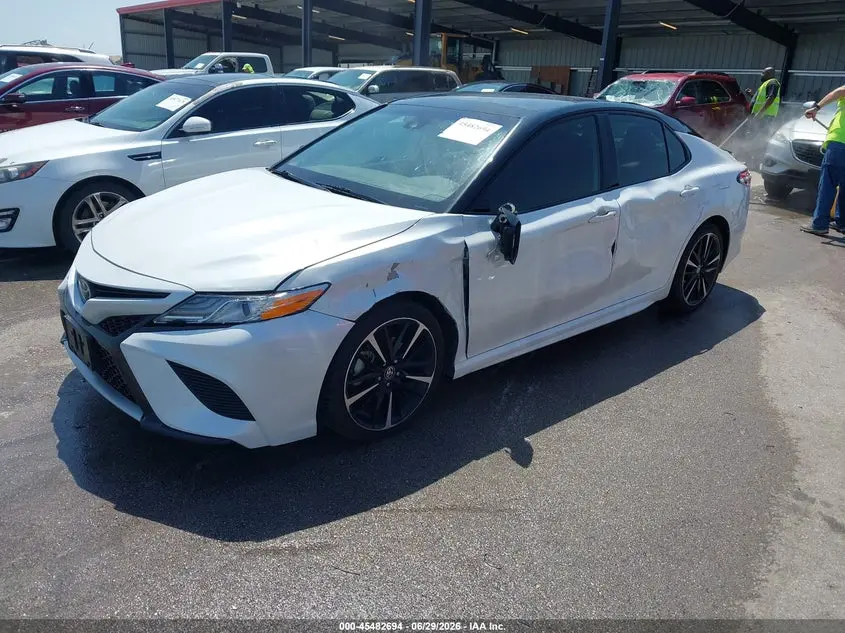 2020 TOYOTA CAMRY XSE AWD