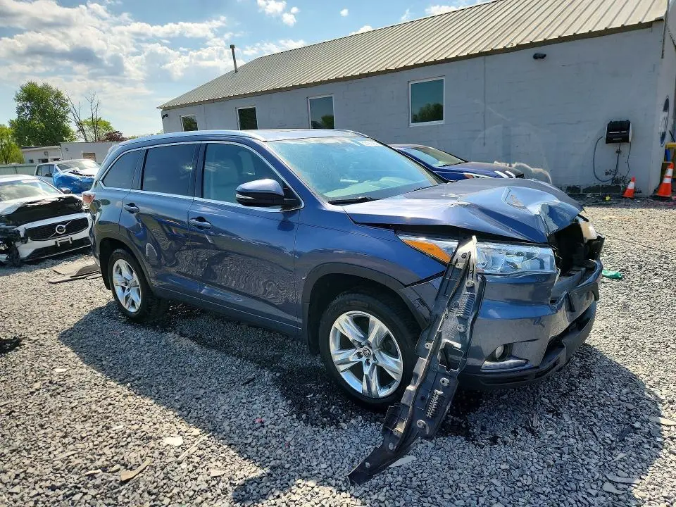 2016 TOYOTA HIGHLANDER LIMITED PLATINUM  