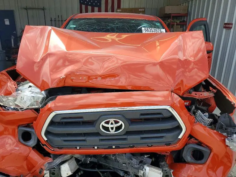 2017 TOYOTA TACOMA SR5 V6  