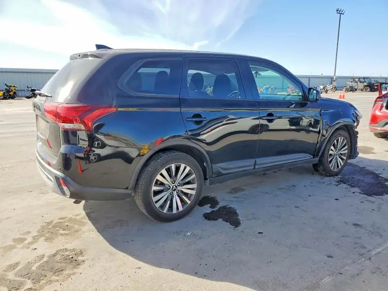 2019 MITSUBISHI OUTLANDER ES  