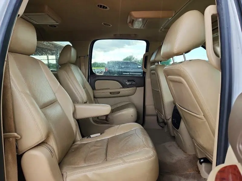 2013 CHEVROLET SUBURBAN K1500 LTZ  
