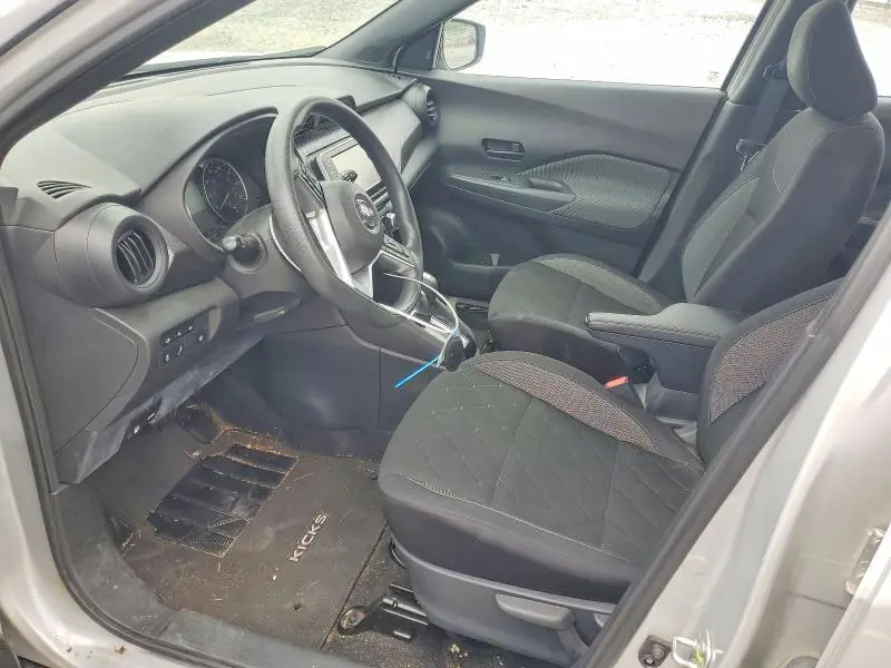 2020 NISSAN KICKS S  