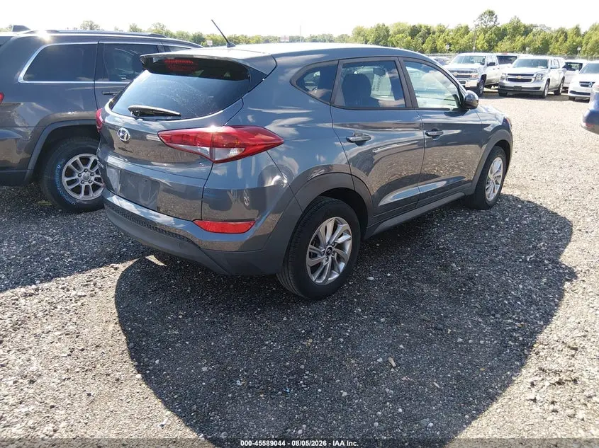 2018 HYUNDAI TUCSON SE