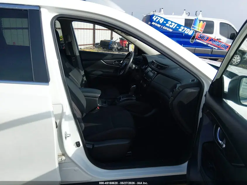 2019 NISSAN ROGUE SV