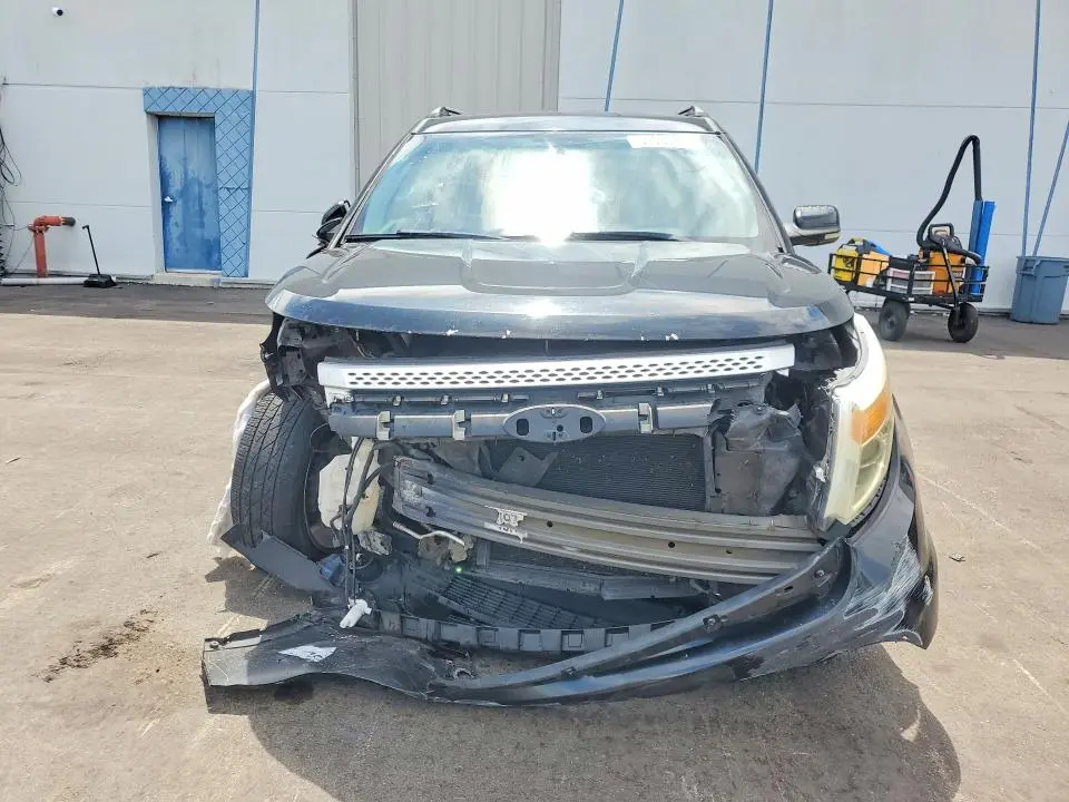 2011 FORD EXPLORER XLT  