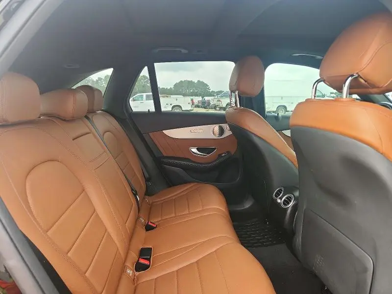 2021 MERCEDES-BENZ GLC 300 4MATIC  