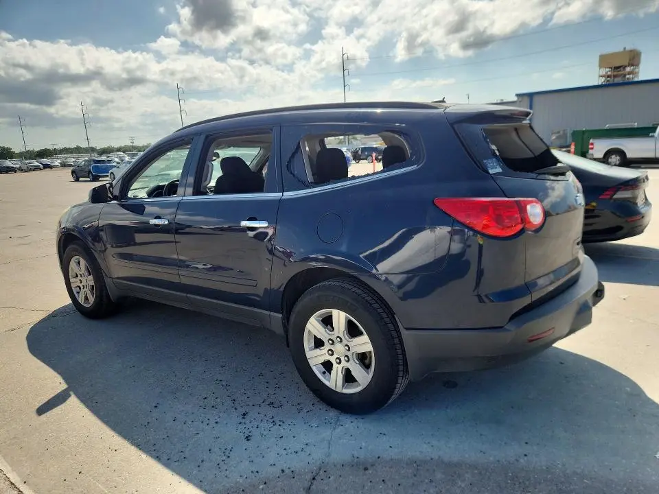 2011 CHEVROLET TRAVERSE LT  