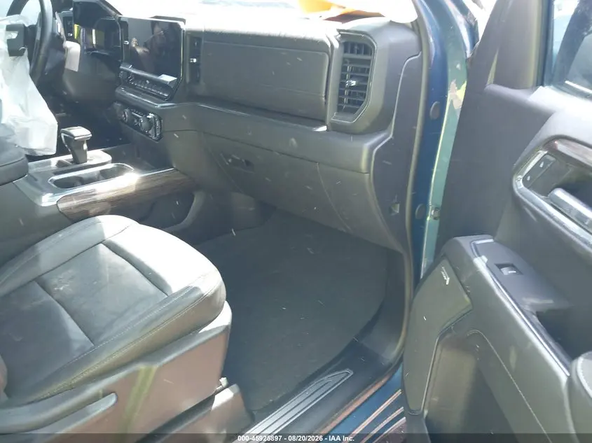 2024 CHEVROLET SILVERADO 1500 4WD  SHORT BED LT TRAIL BOSS