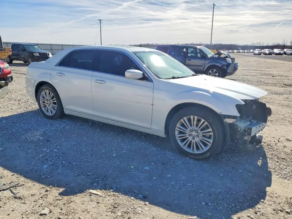 2013 CHRYSLER 300   