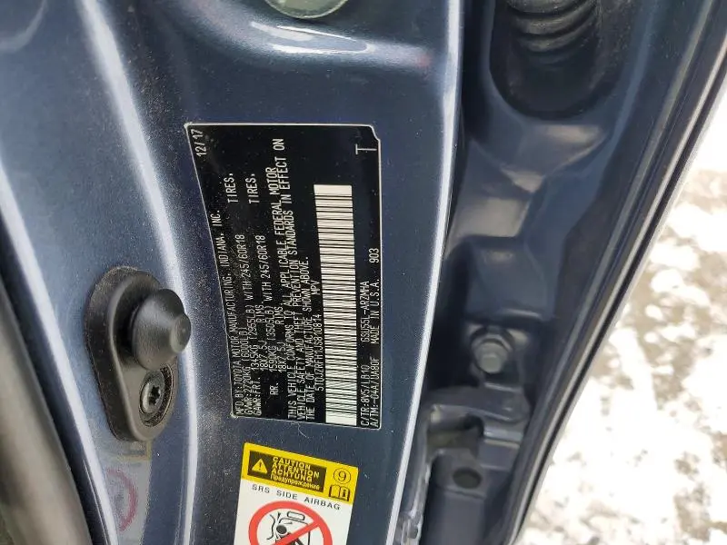 2018 TOYOTA HIGHLANDER SE  