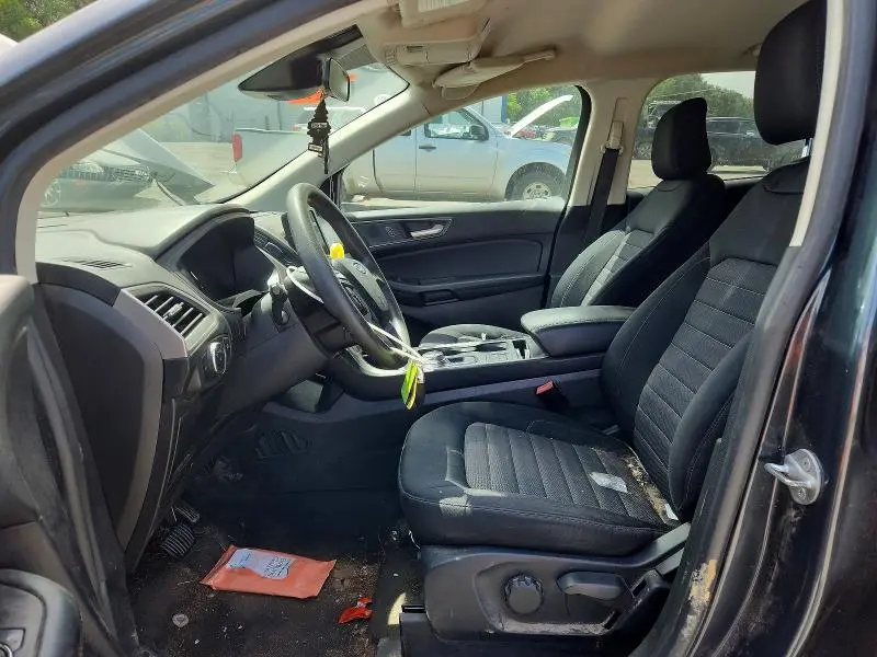 2022 FORD EDGE SE  