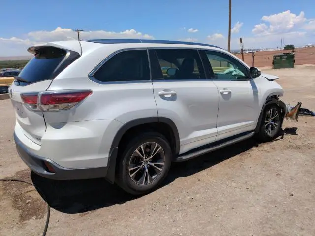 2016 TOYOTA HIGHLANDER XLE  