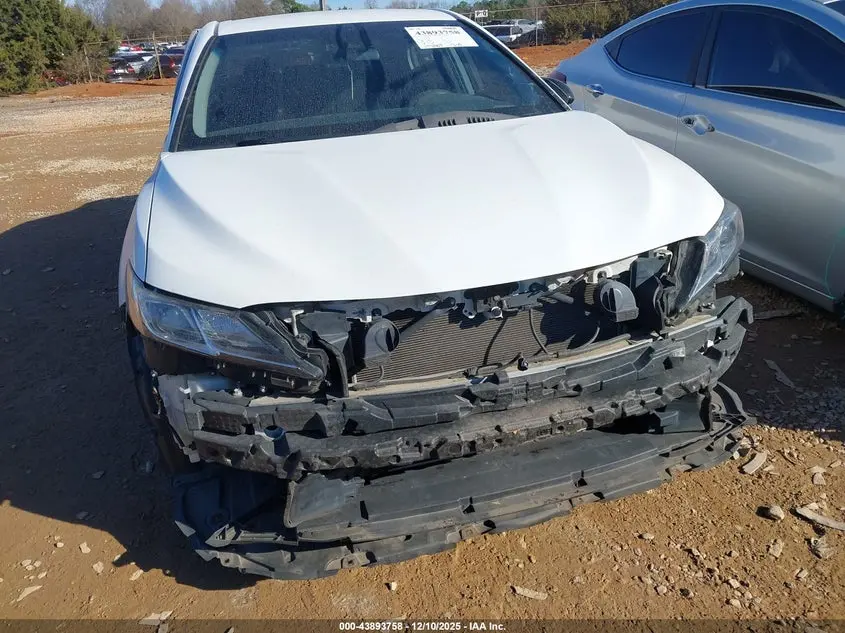 2020 TOYOTA CAMRY LE