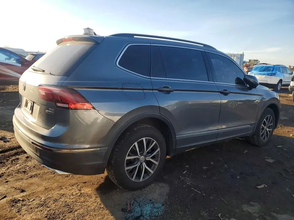 2018 VOLKSWAGEN TIGUAN SE  