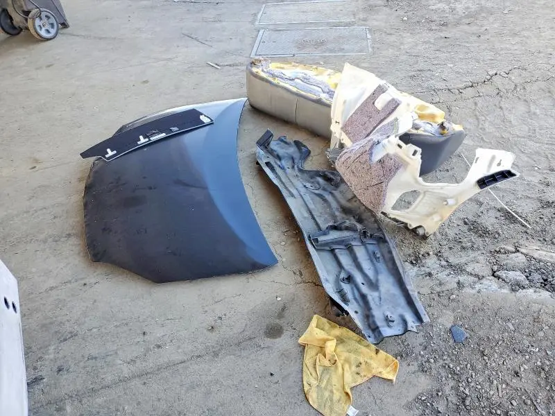 2010 TOYOTA PRIUS IV  