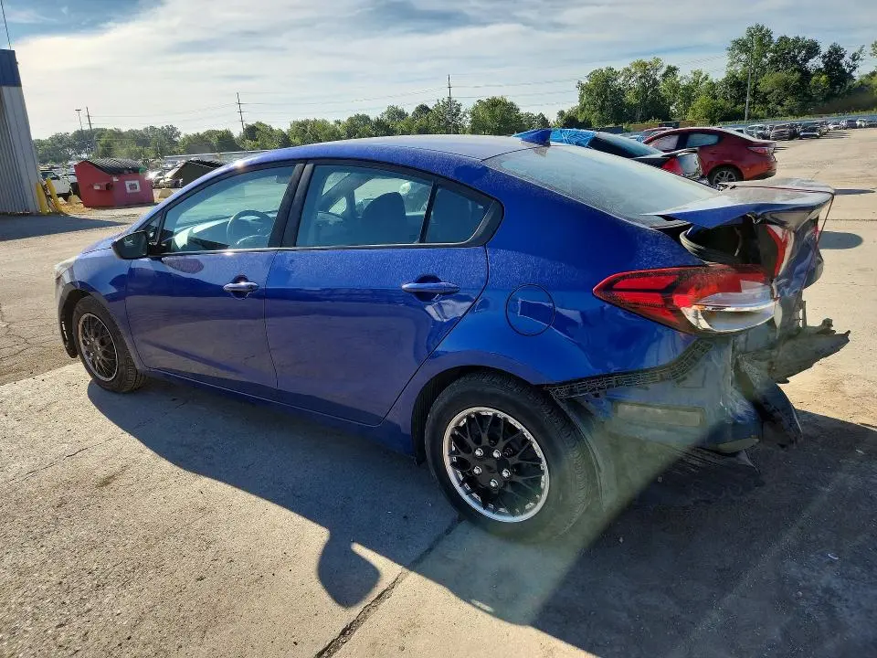 2017 KIA FORTE LX  