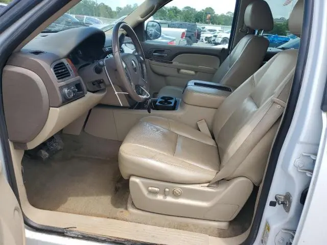 2011 GMC YUKON XL C1500 SLT  