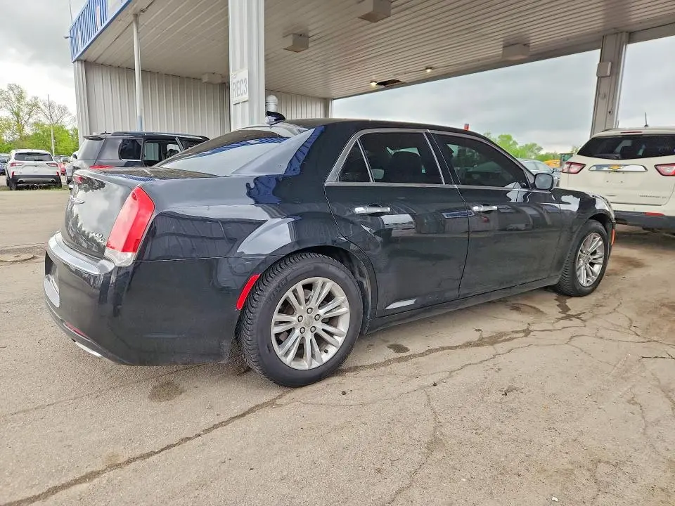 2016 CHRYSLER 300C   