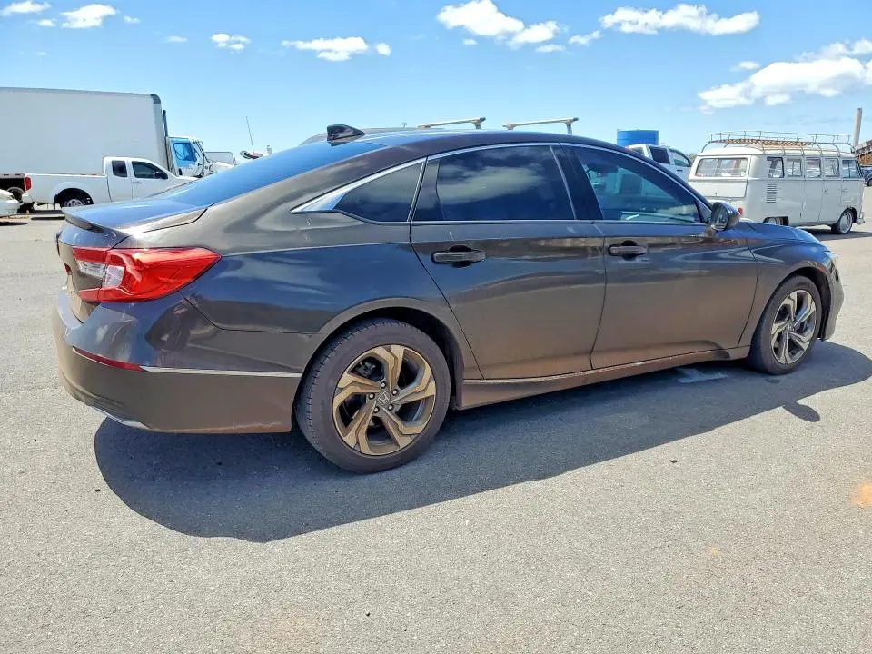 2018 HONDA ACCORD EX  
