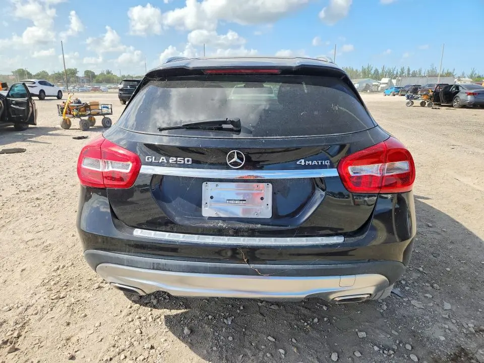 2015 MERCEDES-BENZ GLA 250 4MATIC  
