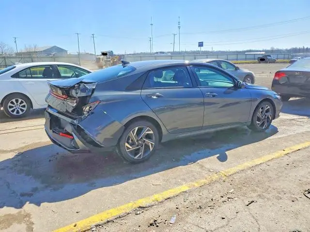 2025 HYUNDAI ELANTRA SEL SPORT  