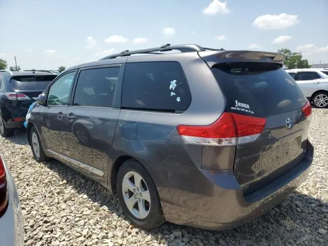 2011 TOYOTA SIENNA LE  