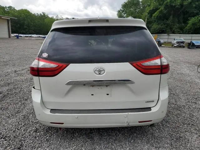 2015 TOYOTA SIENNA XLE  
