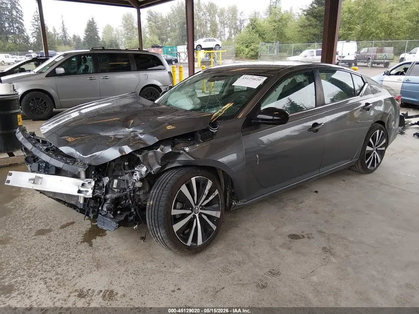 2020 NISSAN ALTIMA SR FWD
