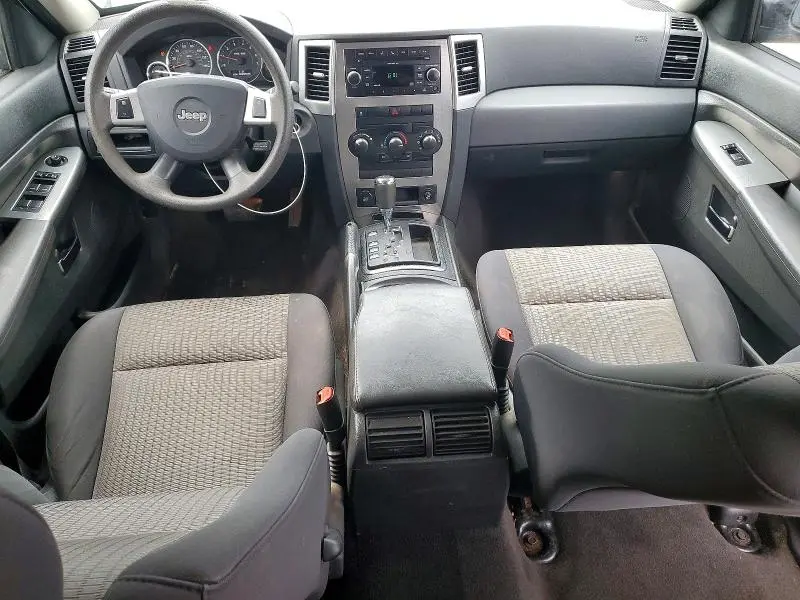 2010 JEEP GRAND CHEROKEE LAREDO  