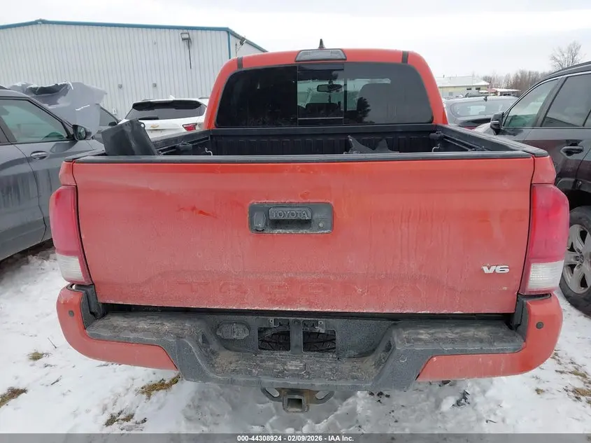 2017 TOYOTA TACOMA DBL CAB/SR/TRDSPT/OR/PRO