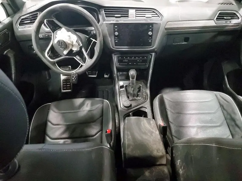 2024 VOLKSWAGEN TIGUAN SEL R-LINE BLACK  