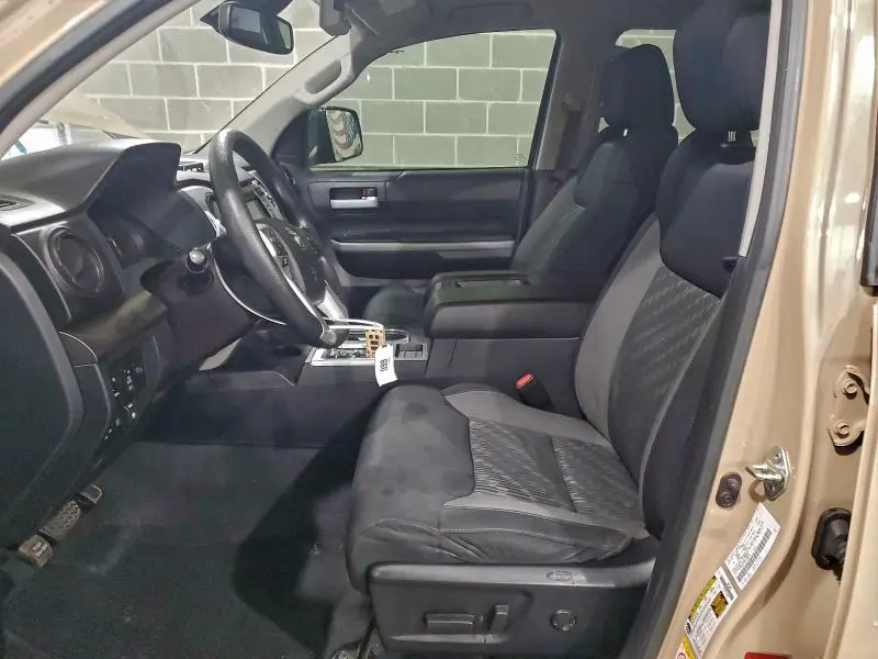 2019 TOYOTA TUNDRA CREWMAX SR5  
