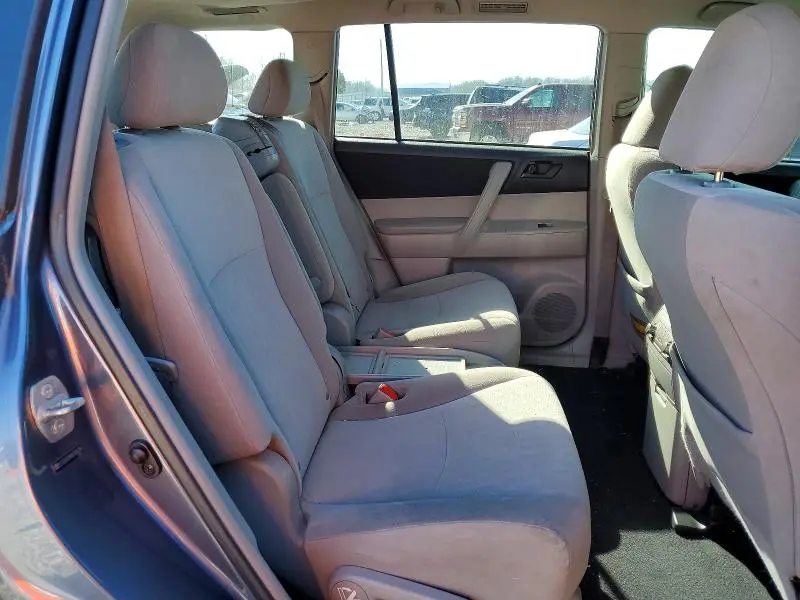 2013 TOYOTA HIGHLANDER BASE  