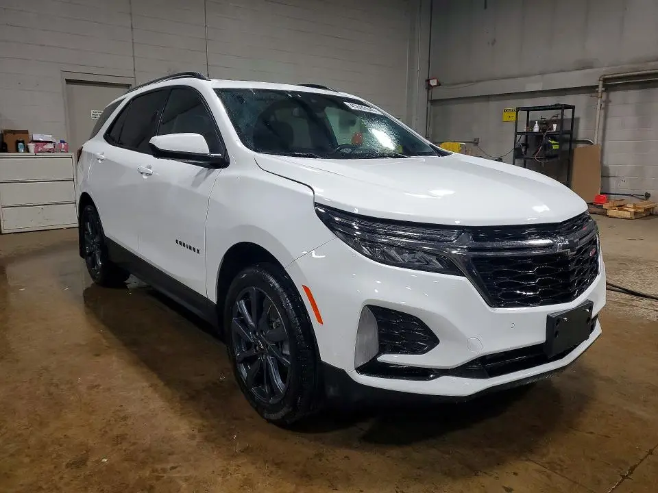 2022 CHEVROLET EQUINOX RS  