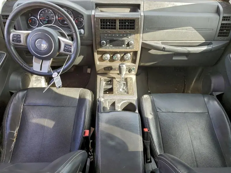 2012 JEEP LIBERTY JET  