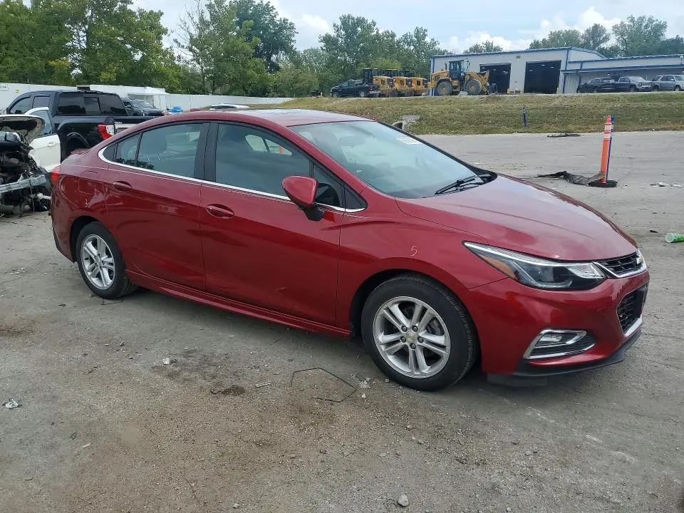 2017 CHEVROLET CRUZE LT  