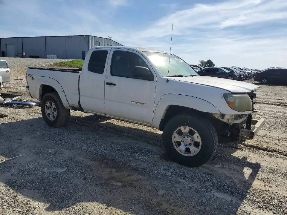 2011 TOYOTA TACOMA PRERUNNER ACCESS CAB  
