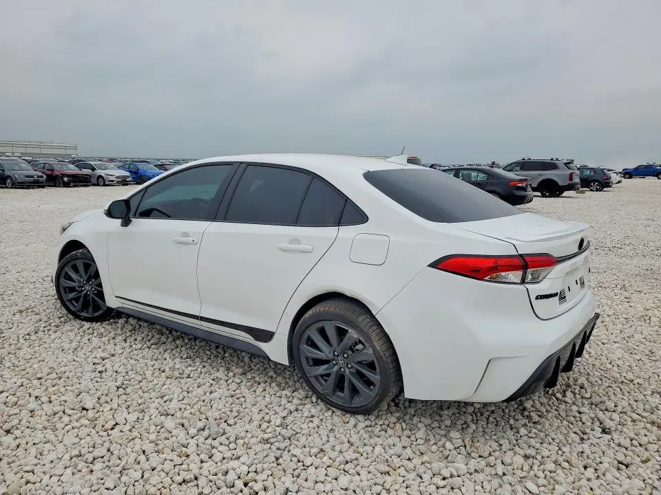 2026 TOYOTA COROLLA SE  