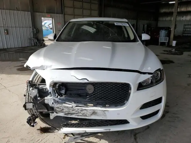2020 JAGUAR F-PACE PRESTIGE  