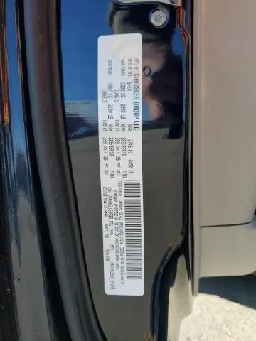 2010 CHRYSLER TOWN & COUNTRY TOURING  