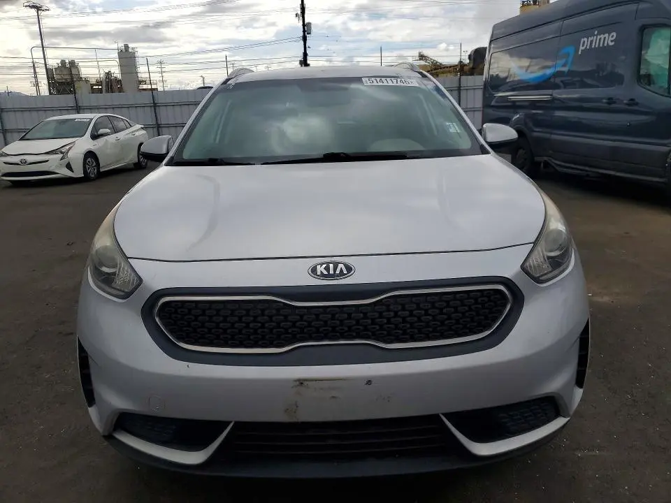 2017 KIA NIRO LX  